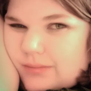 Dliaria Davis.jpg