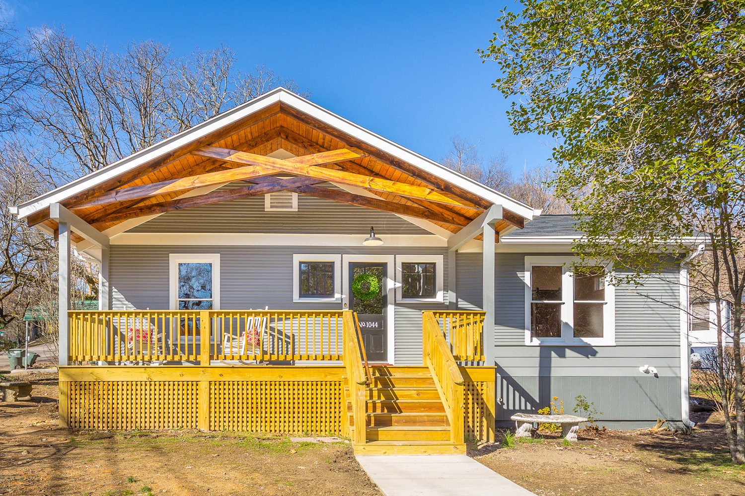 3_Craftsman_Bungalow_Street.jpg