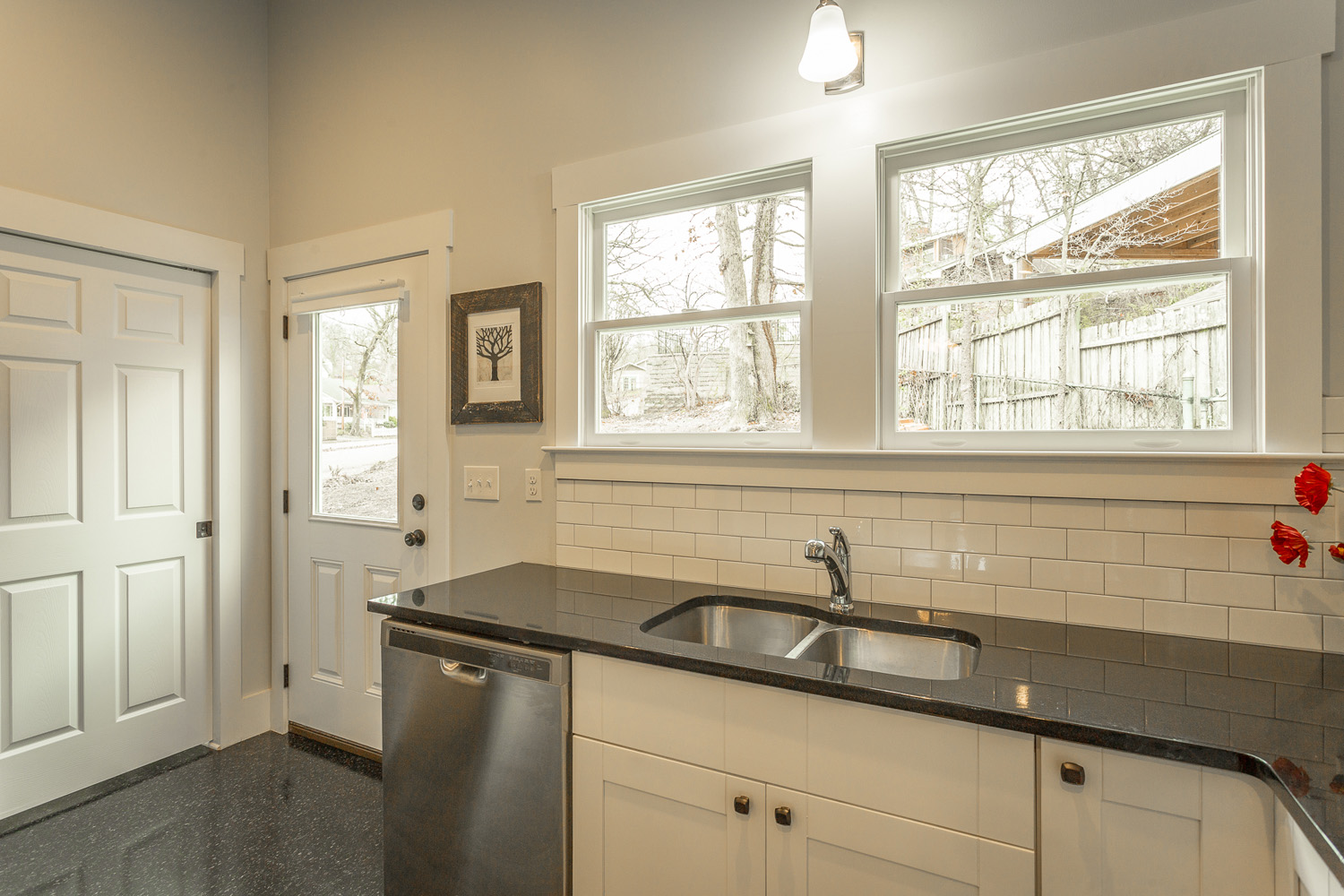 10_Craftsman_Bungalow_Kitchen_Window.jpg