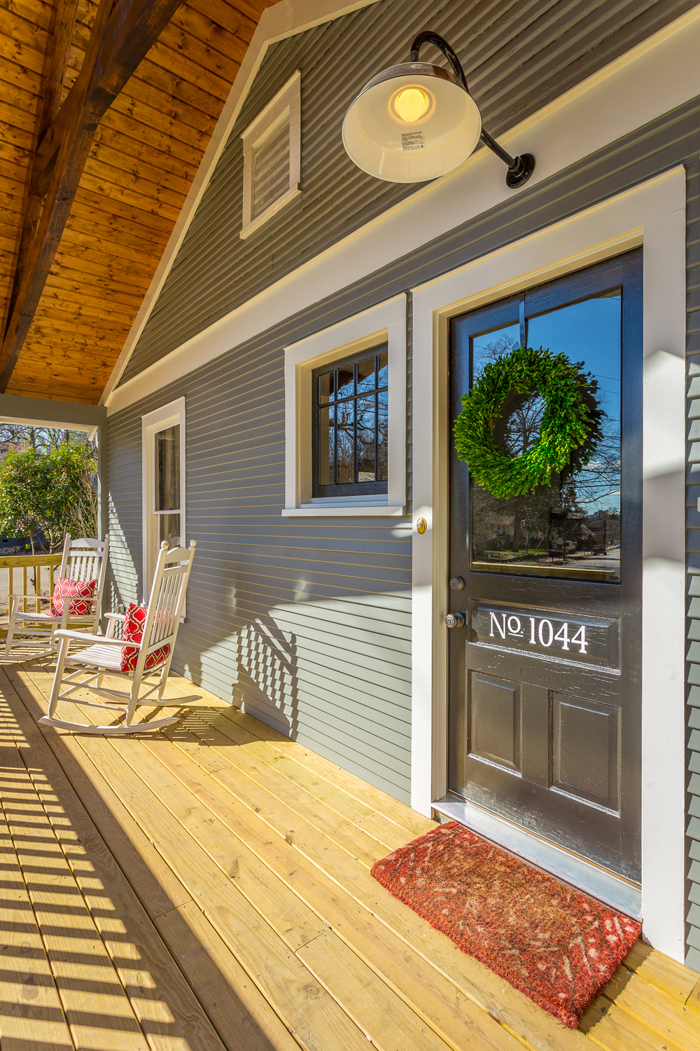 14_Craftsman_Bungalow_Entry.jpg