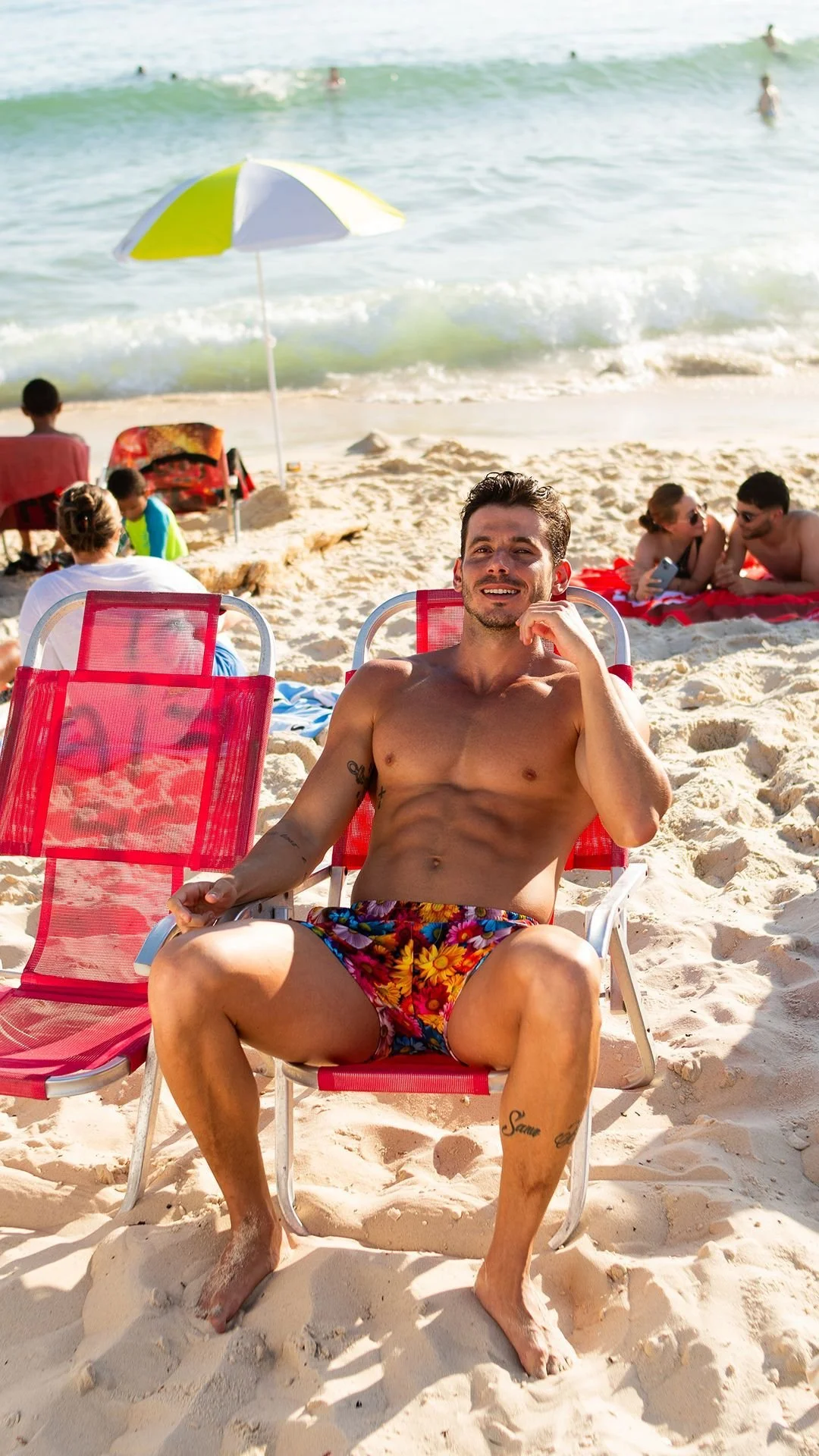 SWIM-Daisies-Line-Story (4).jpg