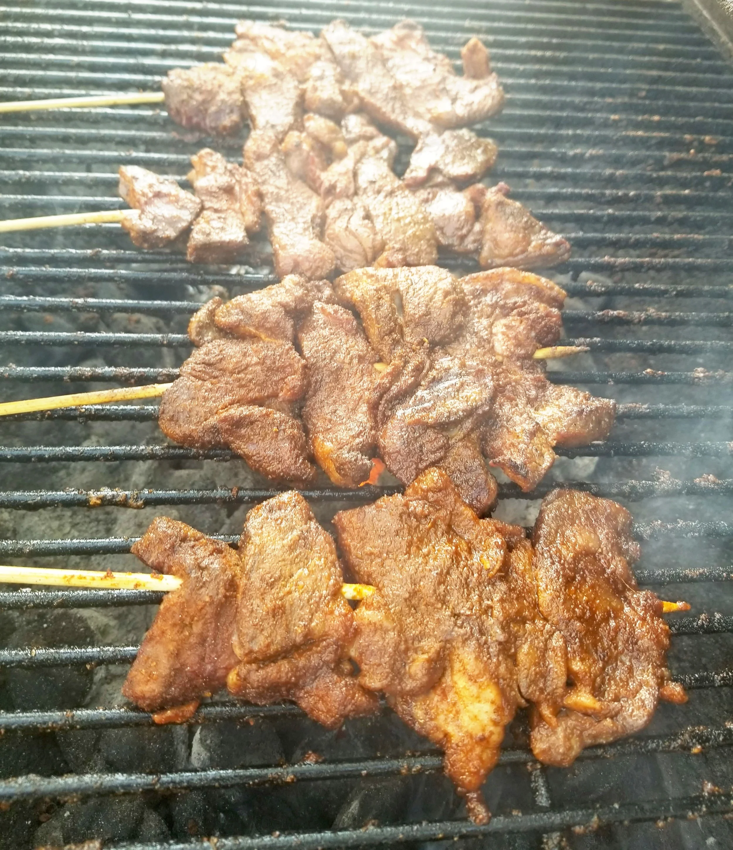 PEPPER DEM SUYA