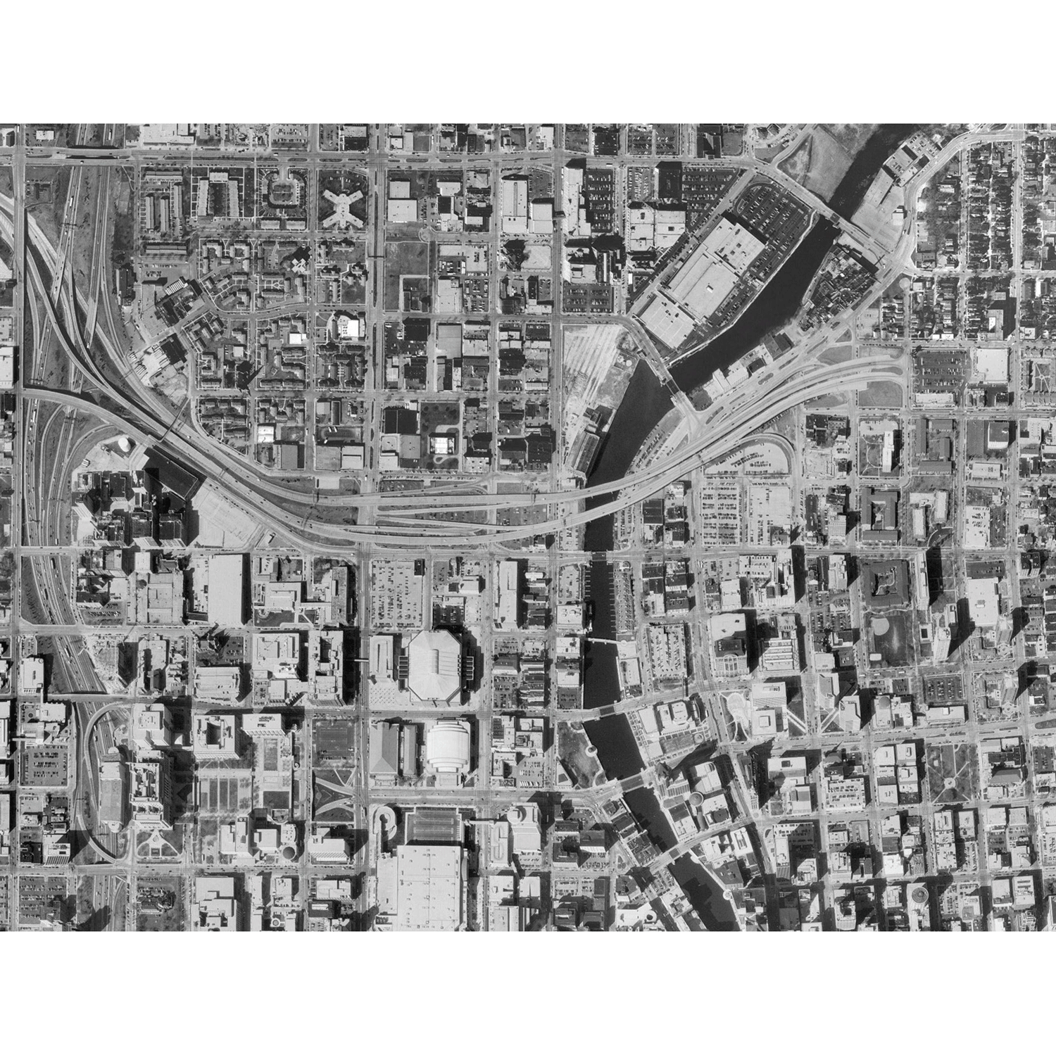PARK EAST (1971-2003)