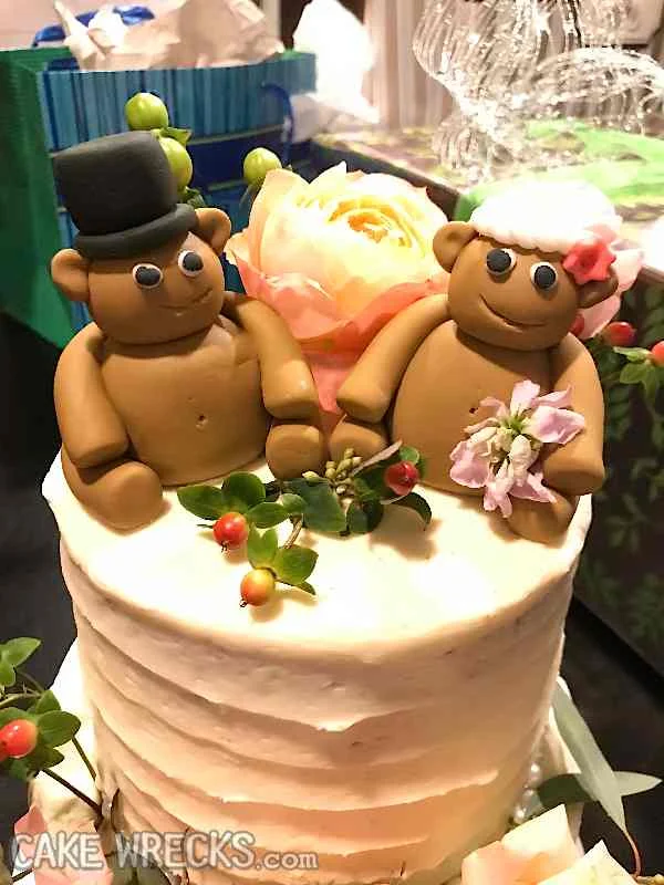 tshute.ow.bride+wanted+teddy+bears.jpg