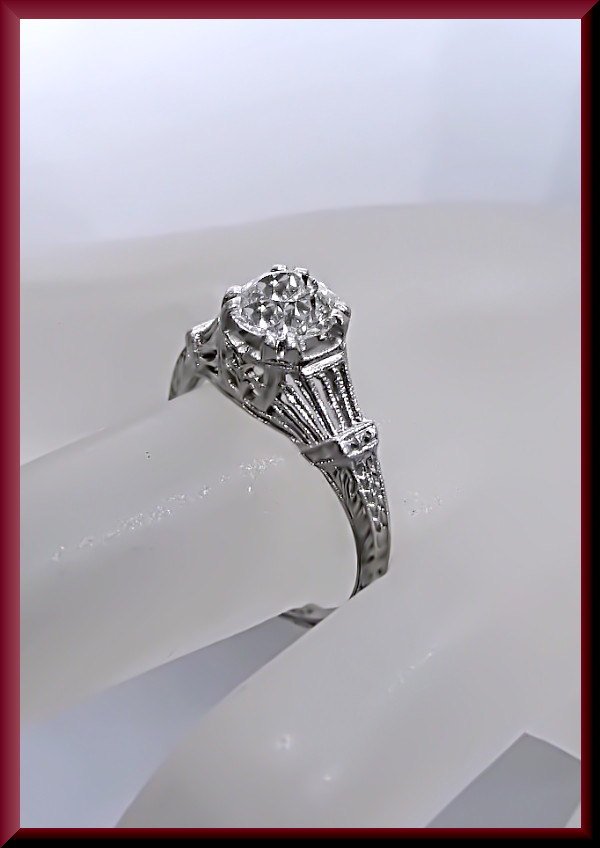 Elegant Vintage Engagement Rings in NYC