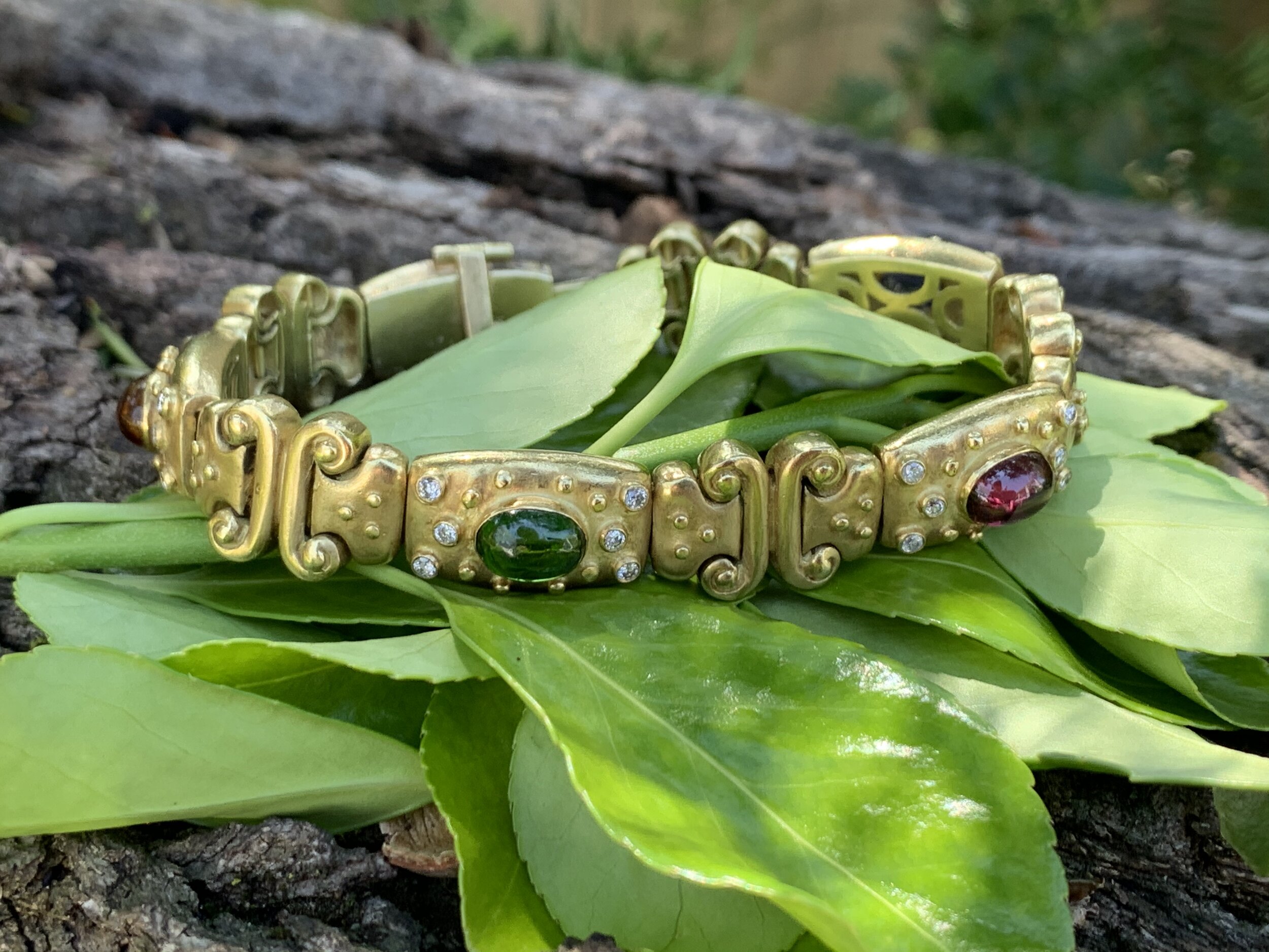 10.62ct natural emeralds diamond halo bracelet 14kt – Avis Diamond Galleries