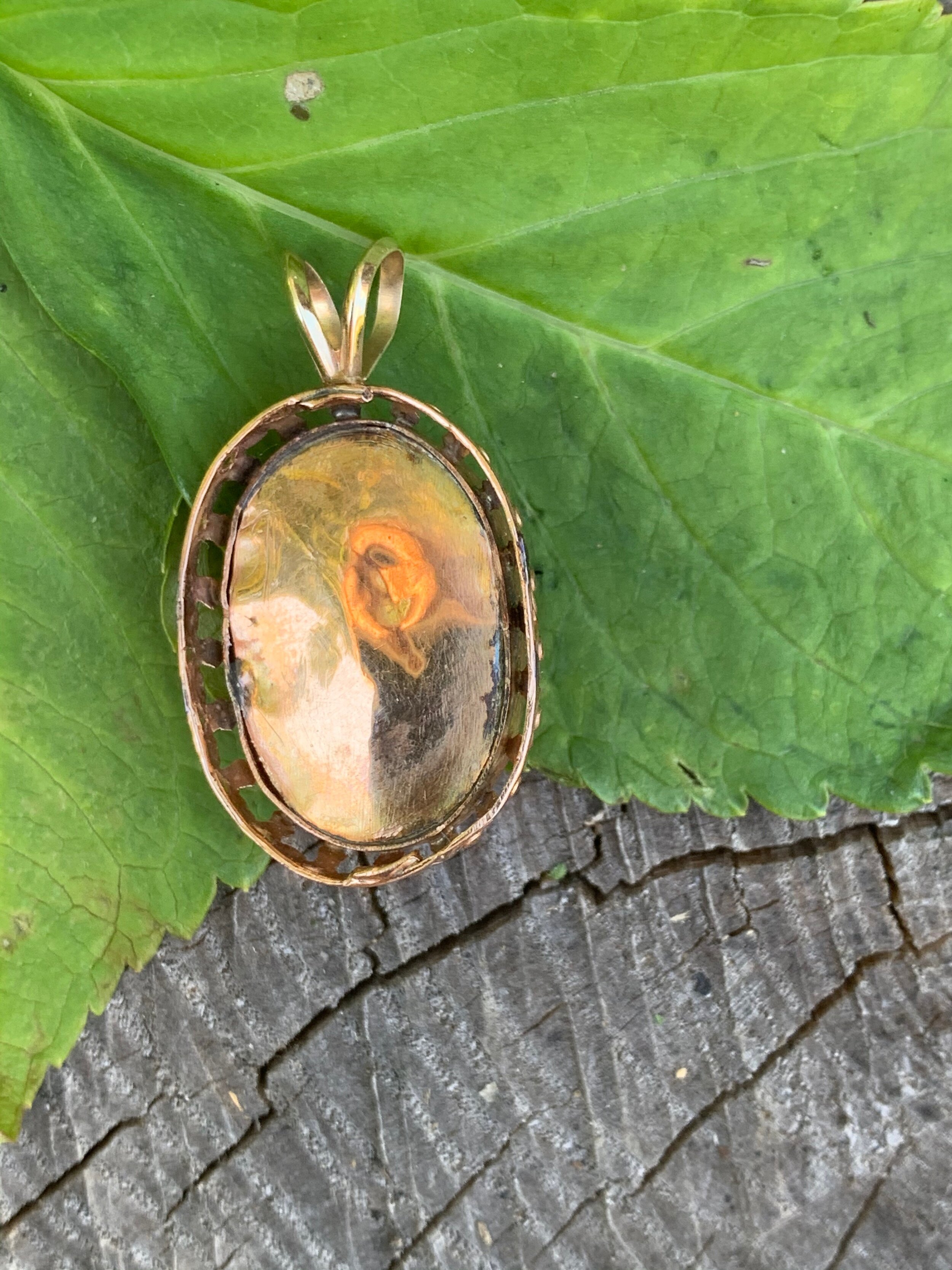 Art Deco 14K Yellow Gold and Coral Pendant and Earring Set