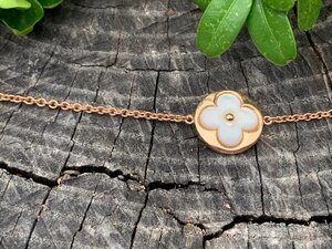 Louis Vuitton Color Blossom BB Bracelet 18K Rose Gold with Malachite and  Diamond at 1stDibs  louis vuitton color blossom bracelet, lv color blossom  bracelet, louis vuitton bracelet van cleef