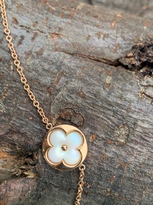 Louis Vuitton 18k Rose Gold and Mother of Pearl Color Blossom Necklace -  Yoogi's Closet