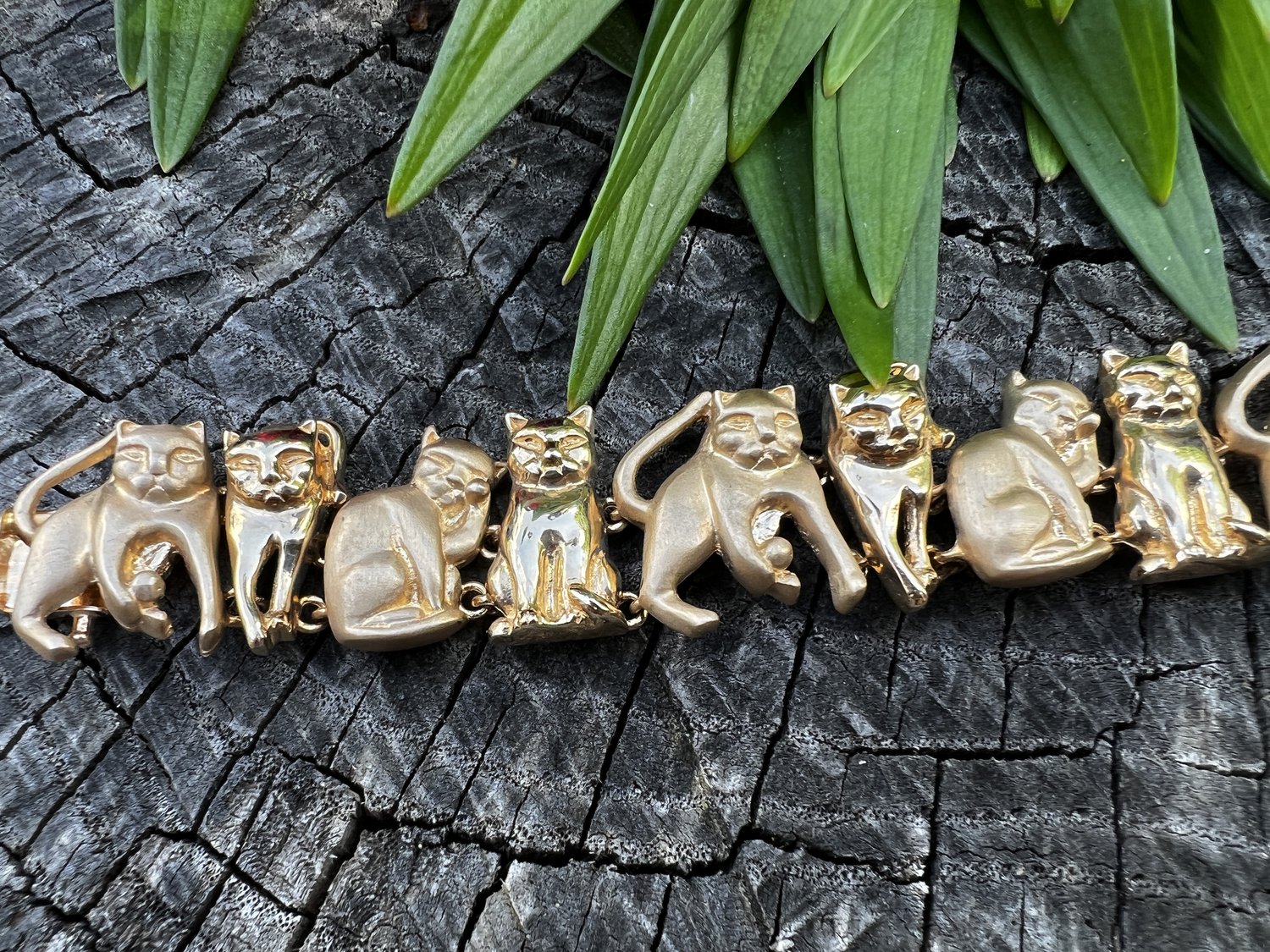 14 Karat Yellow Gold Charm Bracelet with 7 Cat Charms