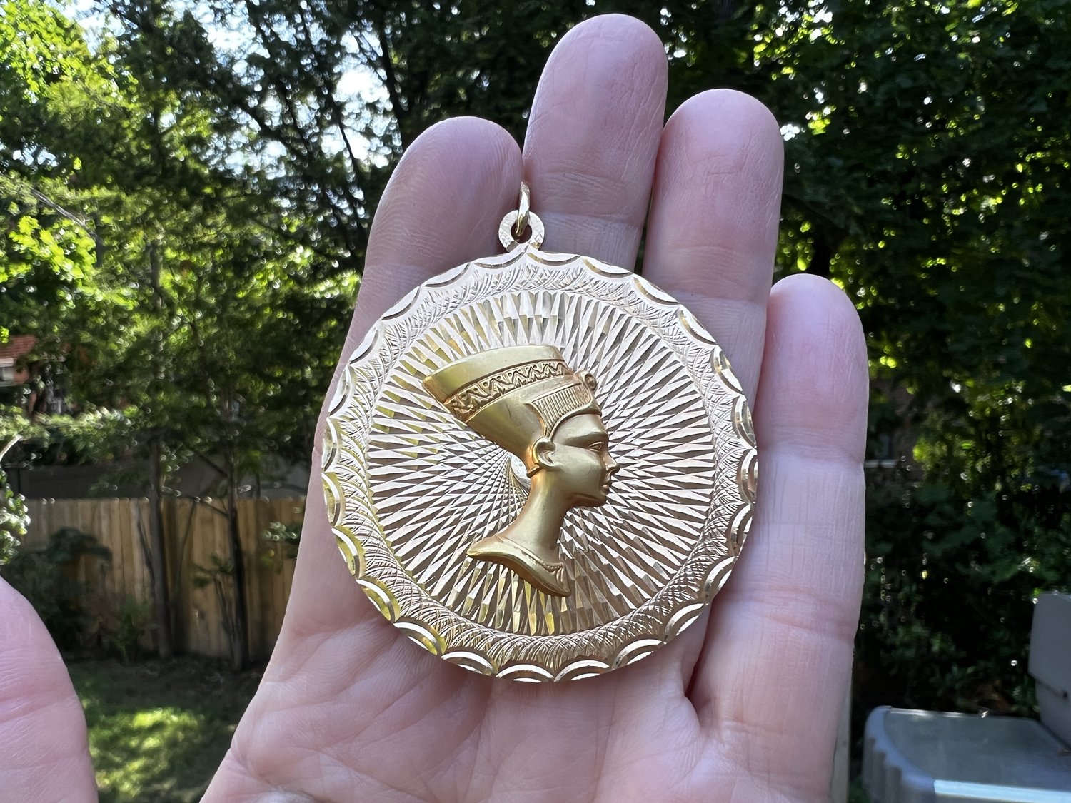 18K Yellow Gold Queen Nefertiti Pendant Charm — Antique Jewelry NYC