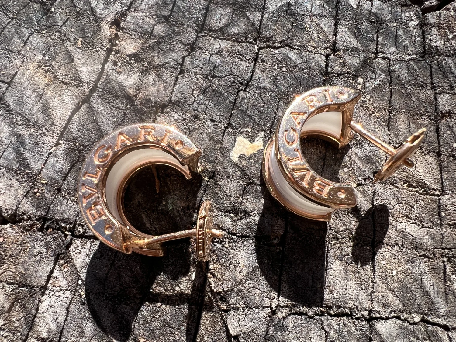 Bulgari 18K Yellow Gold B. Zero Collection White Ceramic Hoop