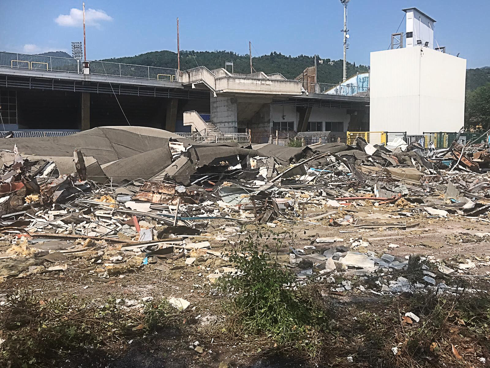Demolizione e sistemazione aree Stadio Rigamonti