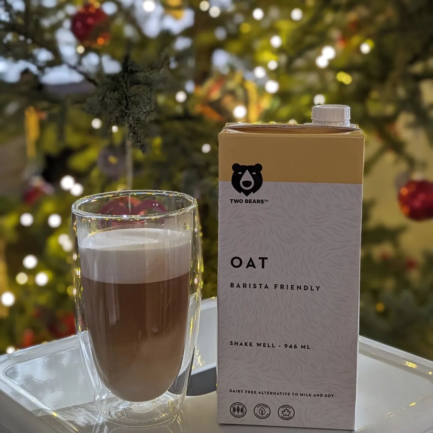 Tis the season for a favourite oat milk latte. 🌲