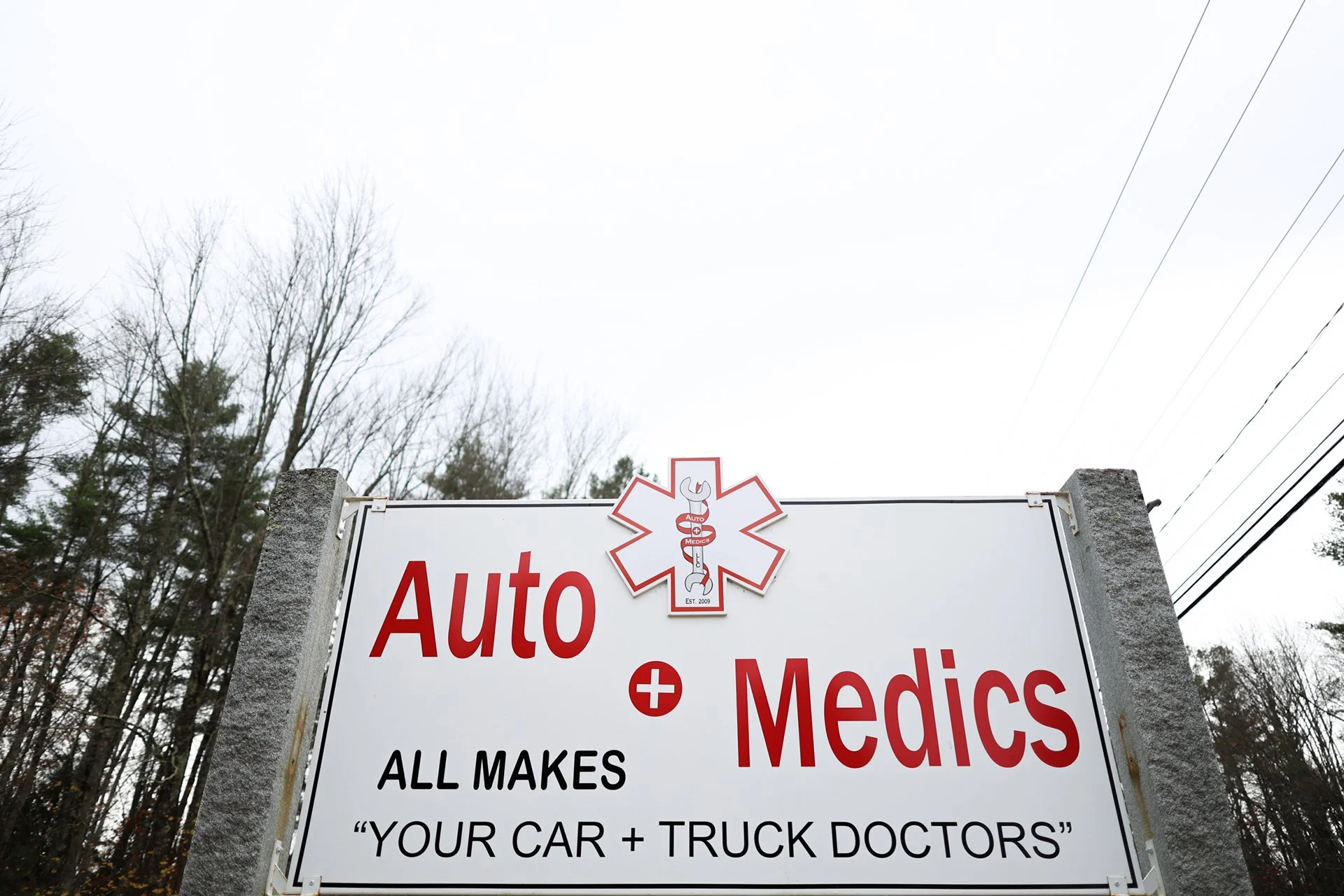 Auto Medics Sign 2.jpg