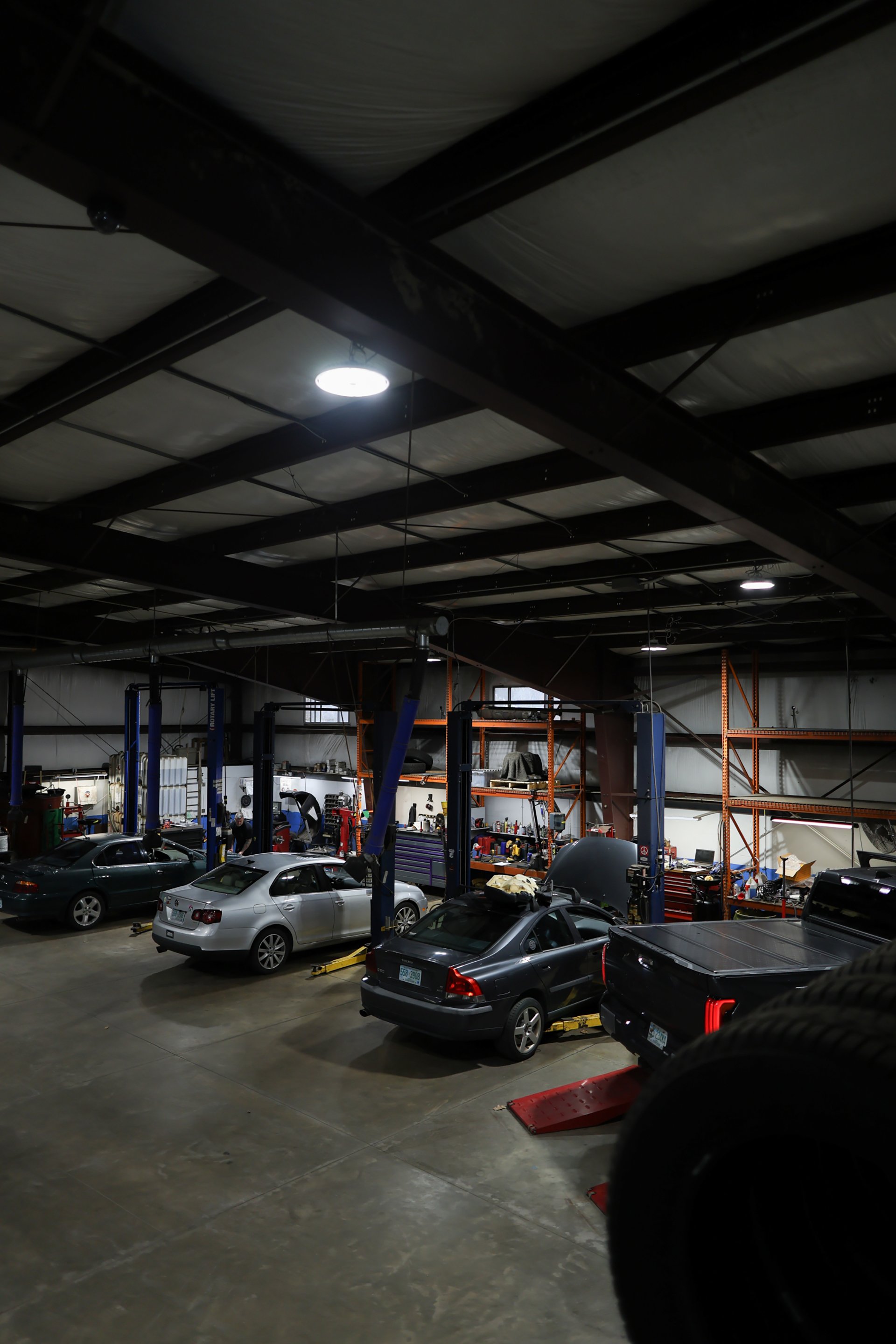 Auto Medics - The Shop 17.jpg