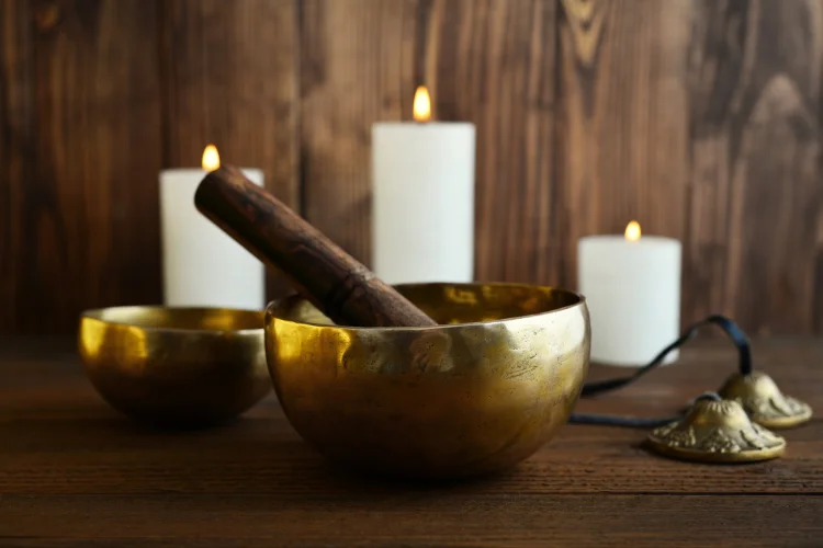 Relaxare cu boluri cântătoare