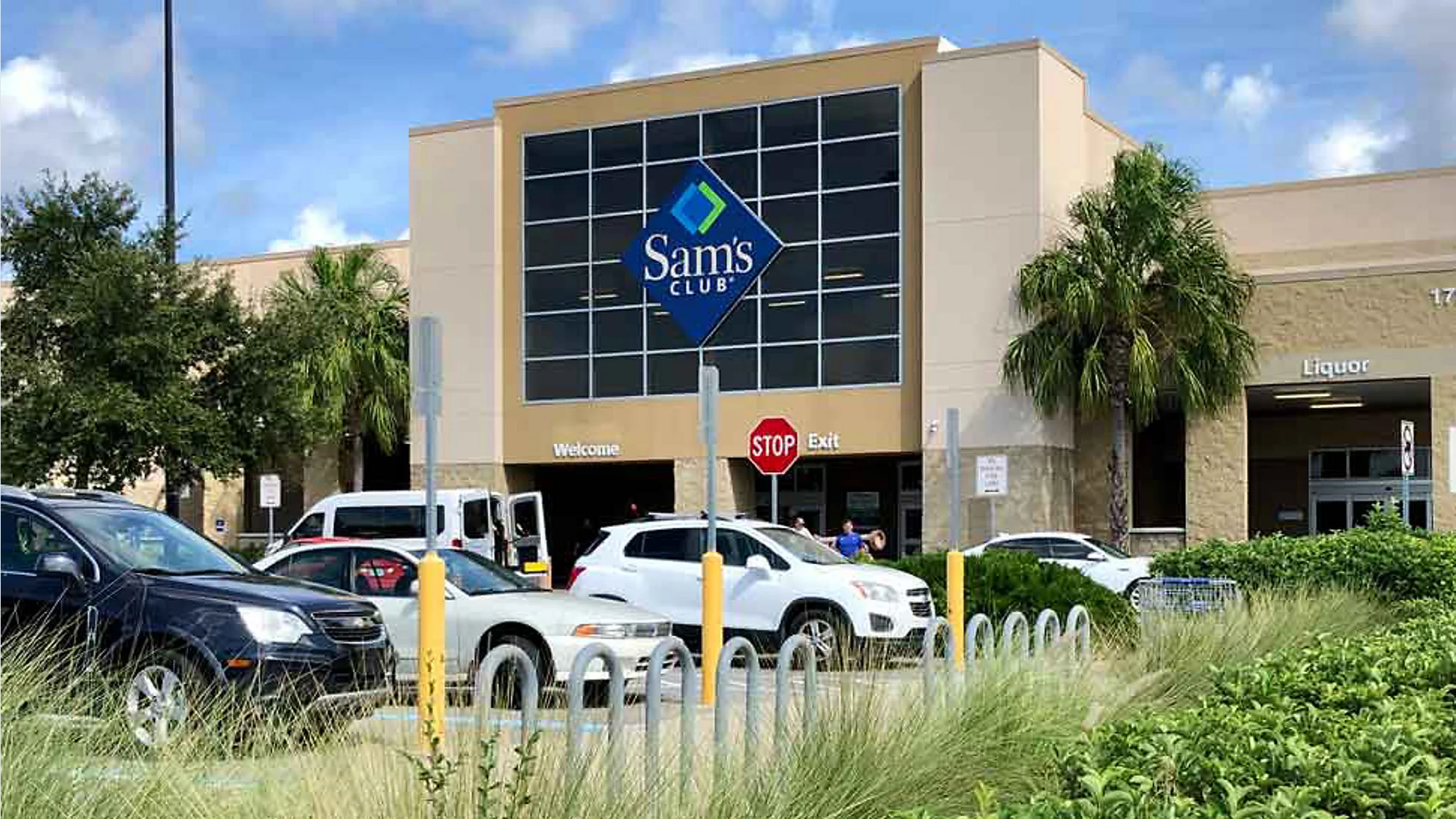 1016_bn9_samsclub-stpetejpg.jpeg