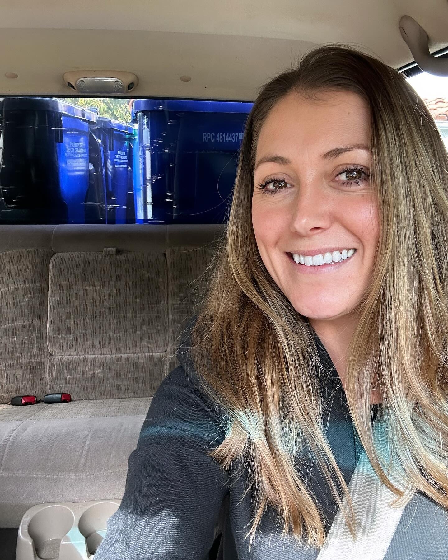 Just another work day in ballet flats 🥿, and a blazer driving our 1987 f350 with trash cans in the back. Off to meet a new client for staging and then drop new trash cans at our rental. It&rsquo;s not always glamorous, but it sure is 😆 funny. I do 