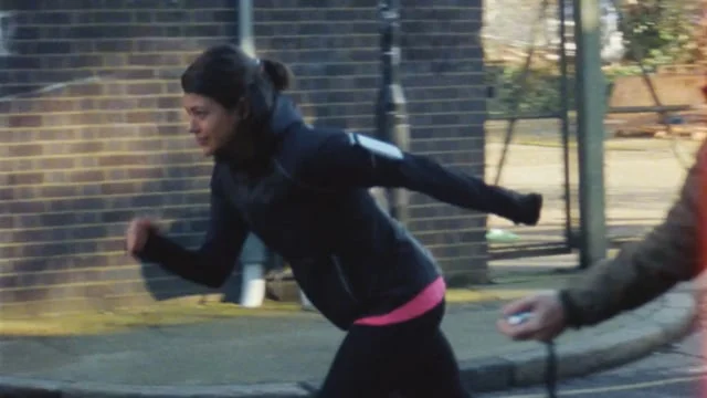 Weight Watchers #WomanKind   The Race of Two Minds