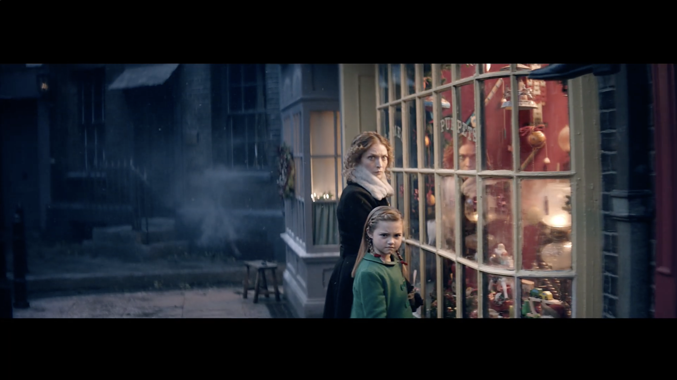 Scrooge spots a Christmas deal   Specsavers