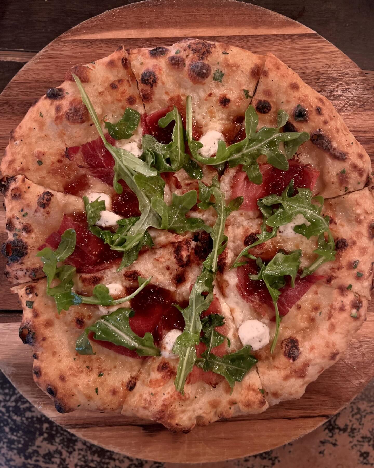 @chef_eddie_leyva taking the Locale specials to the next level! Delicious Speck Pizza, with Goat Cheese, Fig Jam, and Arugula.
