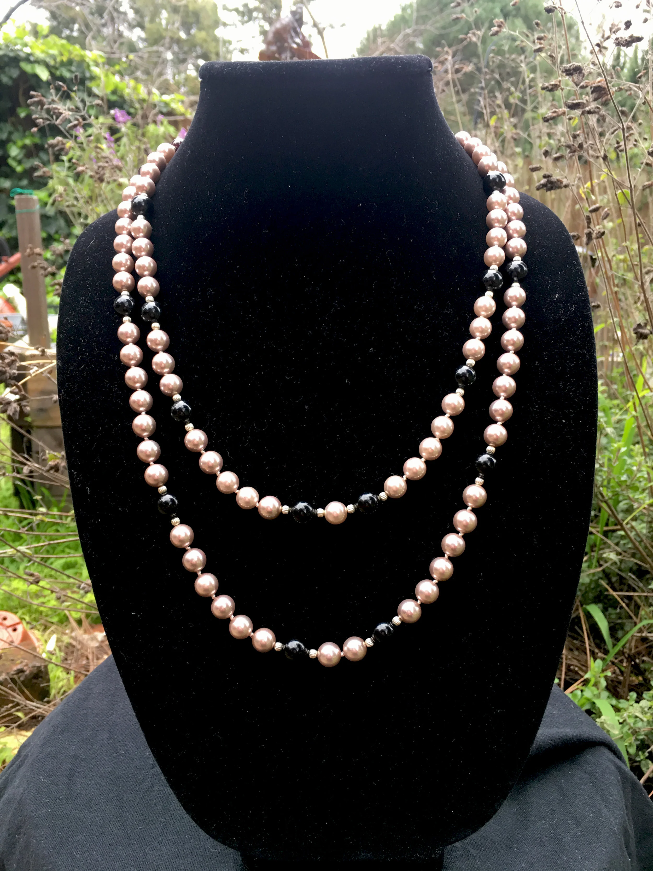 Hawaiian Black Coral, Fresh Water Pearls, &amp; Garnets (includes earrings)