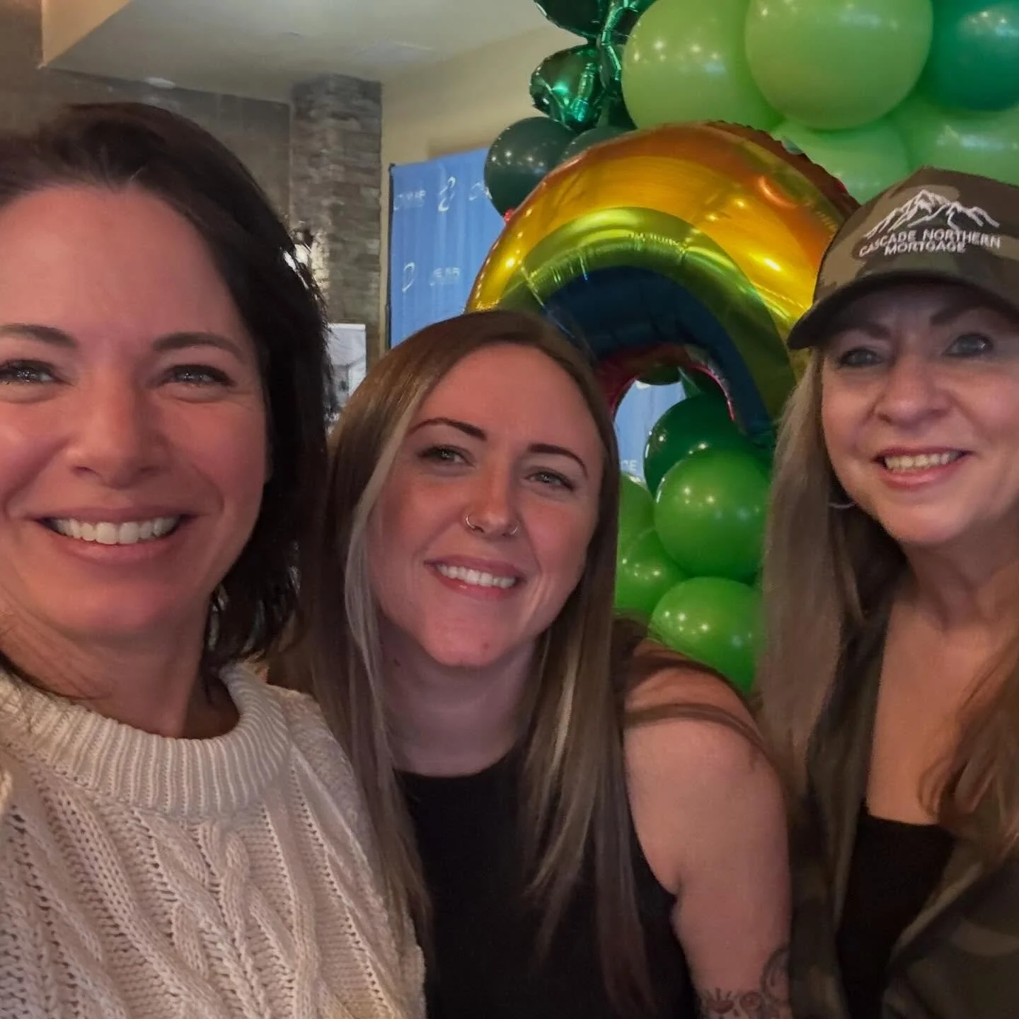 I had a great time today at the EMAR Super Meeting&mdash;connecting with fellow Realtors, real estate vendors, title reps, mortgage brokers, and more. Fantastic presentation by Eric Post on AI, and some great raffle prizes to top it off!
@patty.water