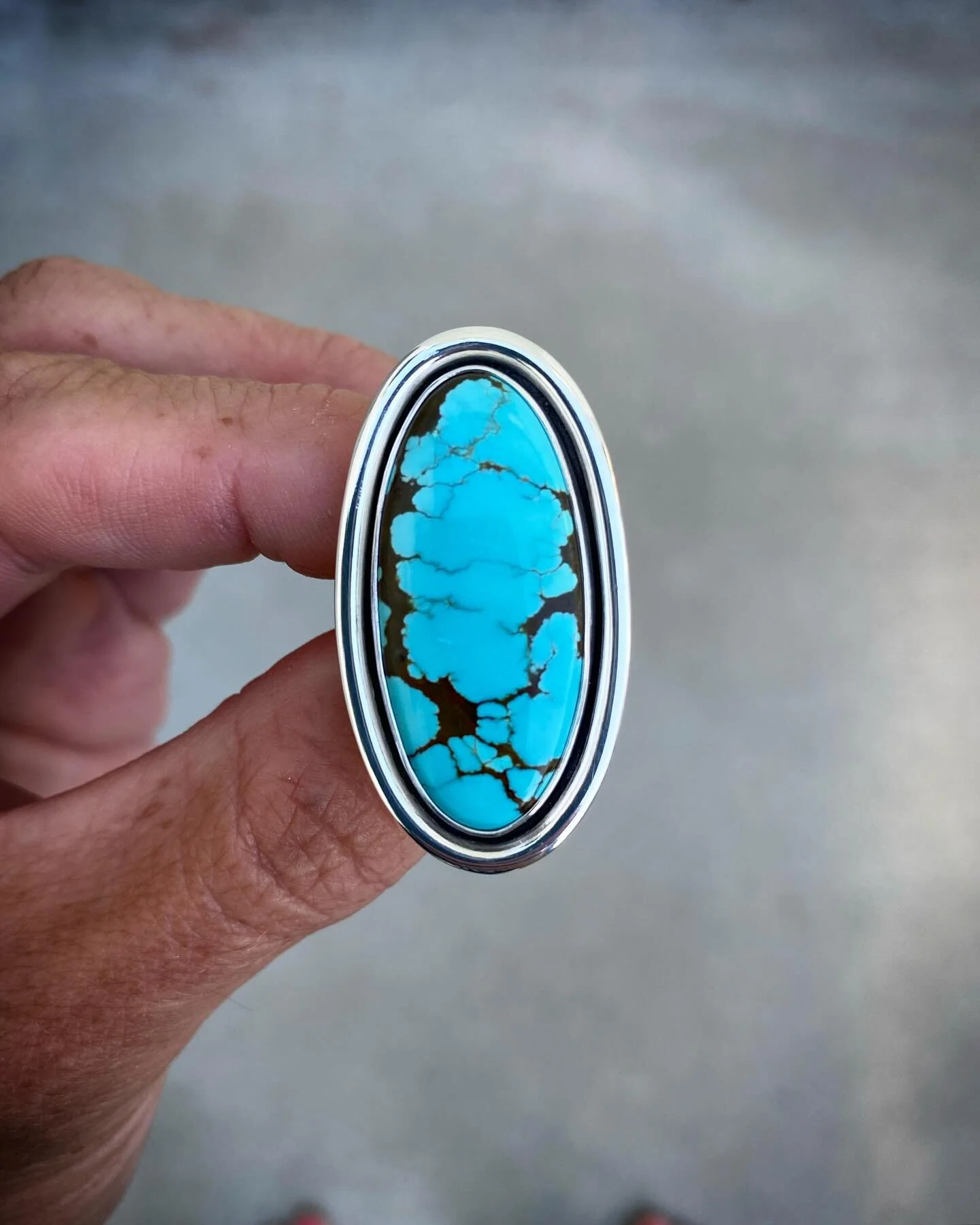 Number 8 Turquoise Minimal Shadowbox Ring✨✨

I&rsquo;ve been very fortunate these past few months and was able to source some of the best Number 8 Turquoise out there!

This stone is one of my personal favorites 🖤

NFS✨