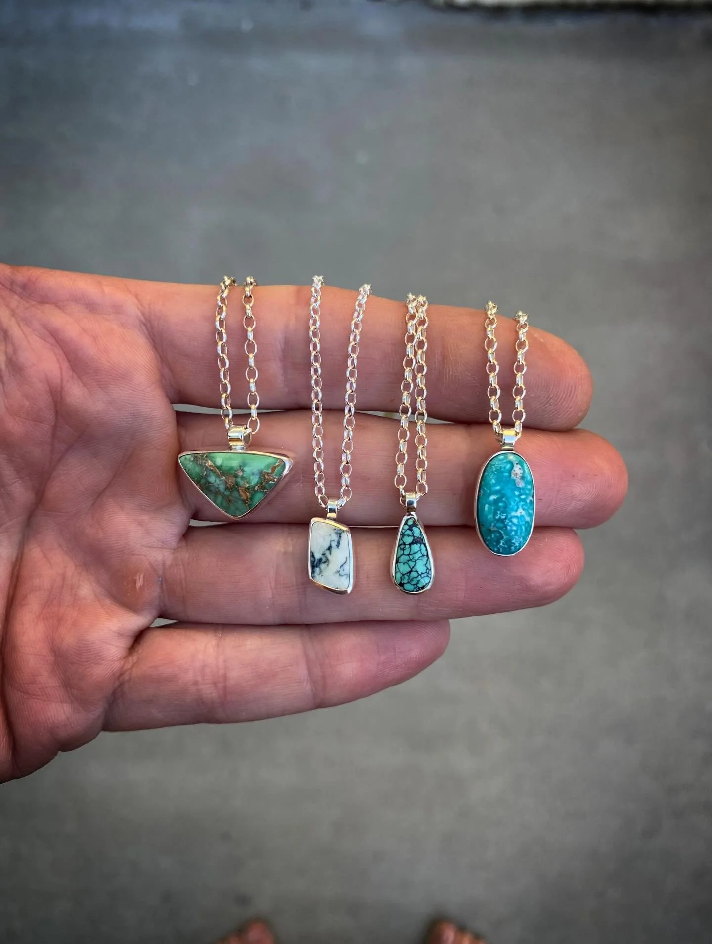 Minis + Smalls ✨✨✨

A new colorful little group of Mini + Small Pendants! 

A fan favorite for minimalist styling or wonderful to layer with other pendants. 

These are shown on a high shine chain, they can also be finished on my classic oxidized and