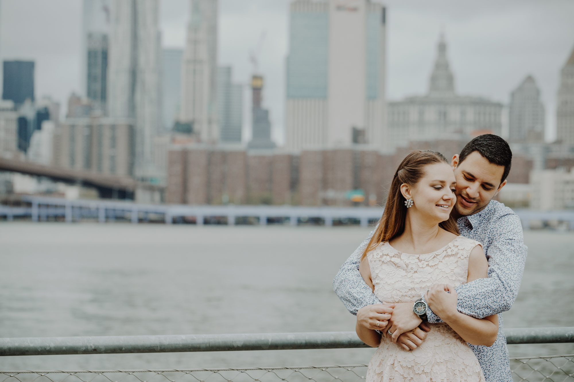 Gorgeous Brooklyn Bridge Park Anniversary Photo Shoot