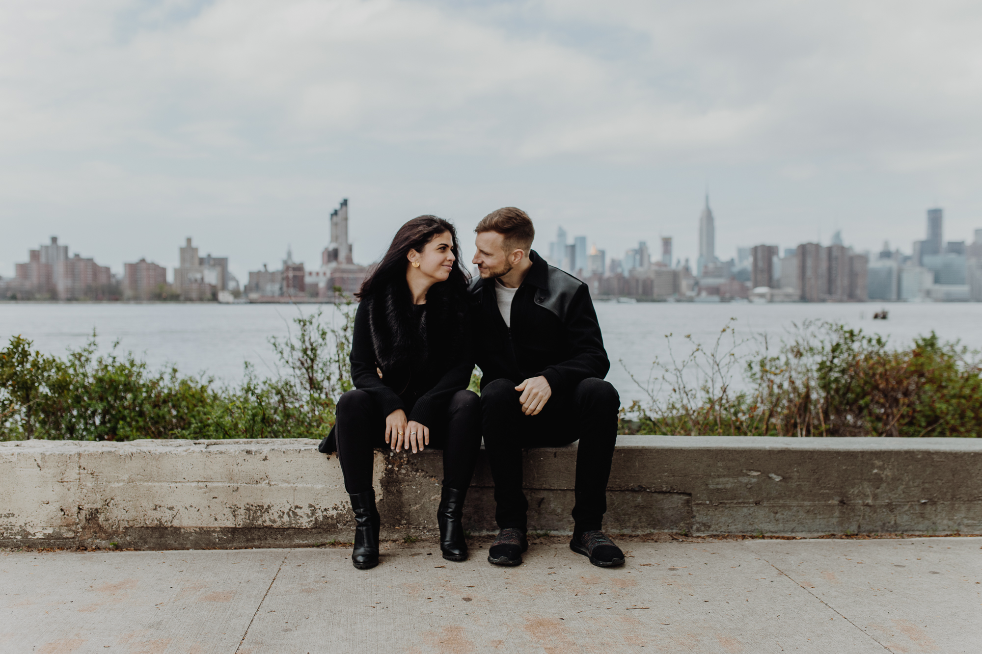 WILLIAMSBURG COUPLES East River State Park Photo