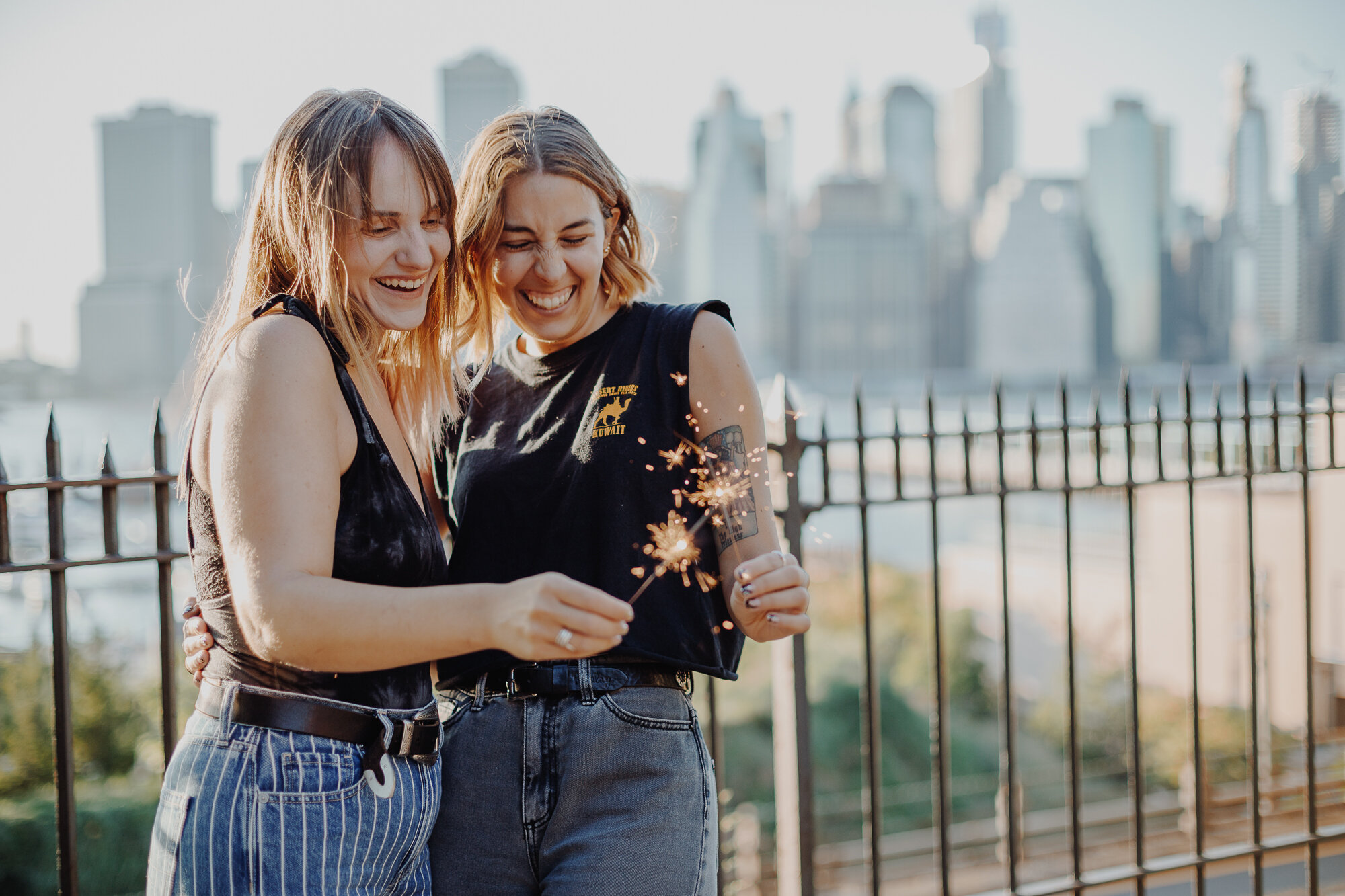 Glowing Brooklyn Heights Couples Photo Session