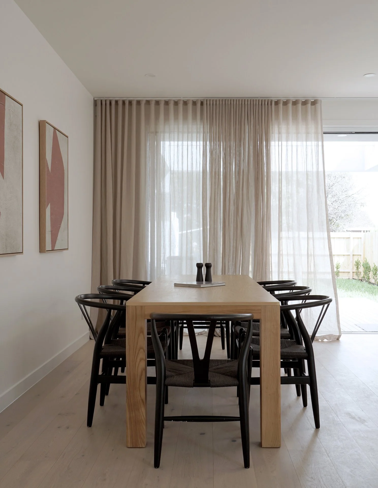 McKinnon - Dining 0.JPG