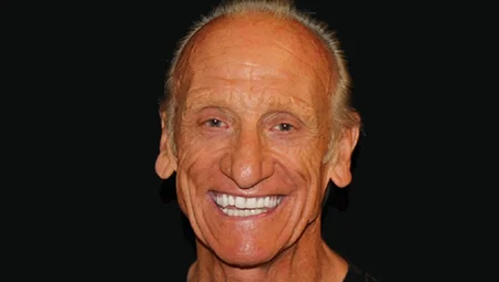 Cunningham-02-1.jpg