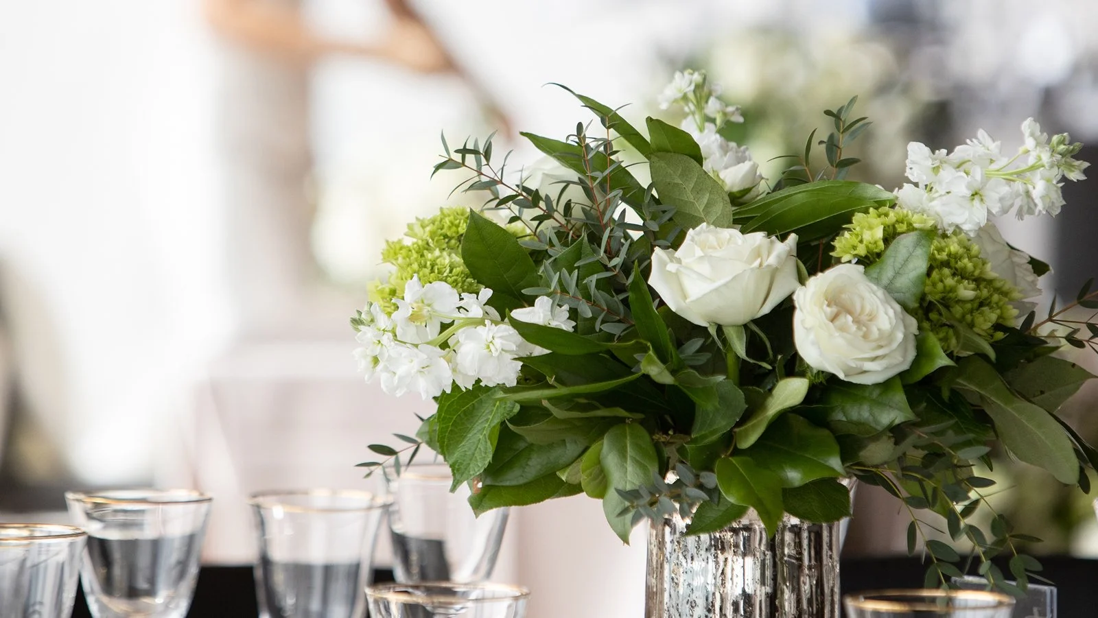 What Are the Most Popular Wedding Flowers in Canada?