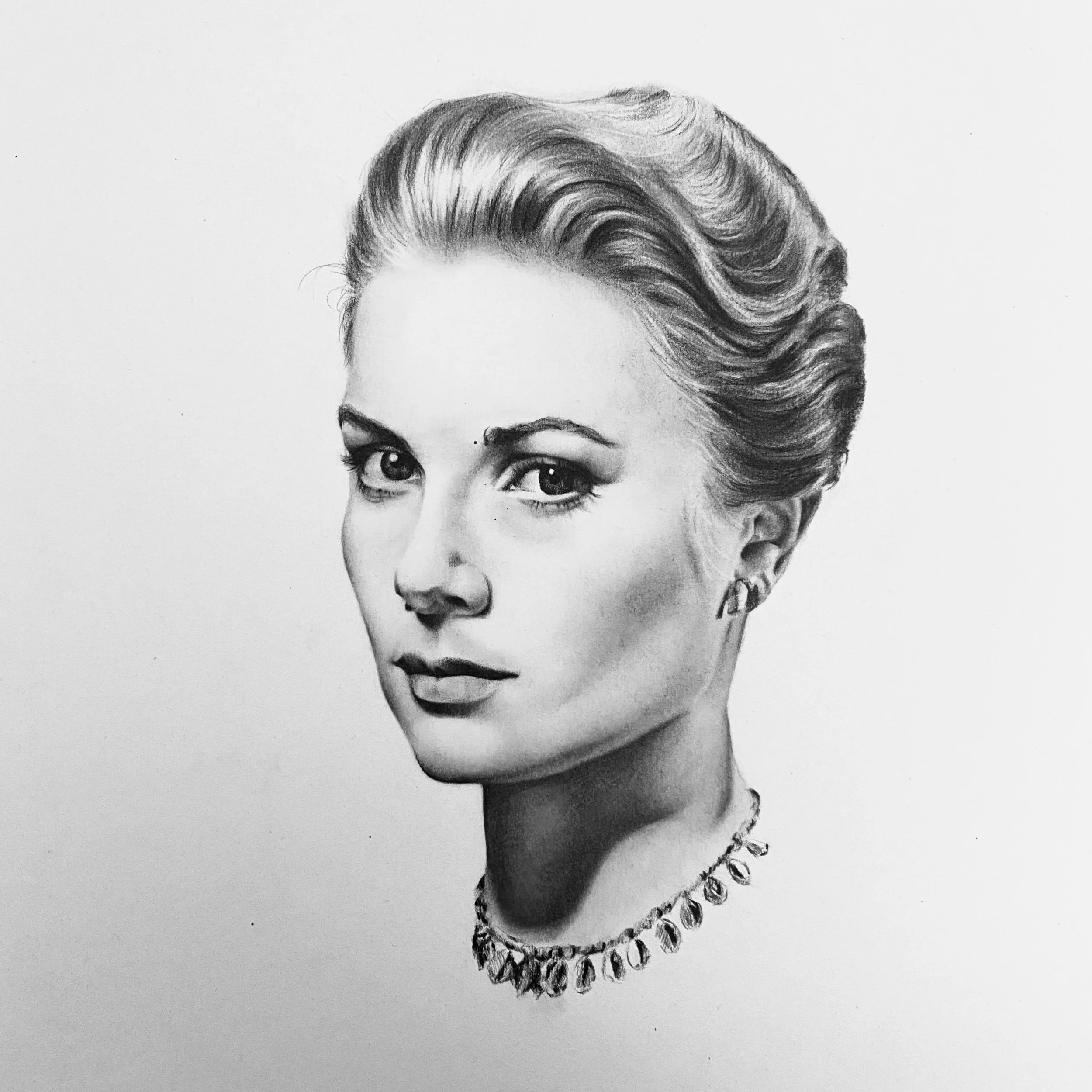 Grace Kelly, 2019