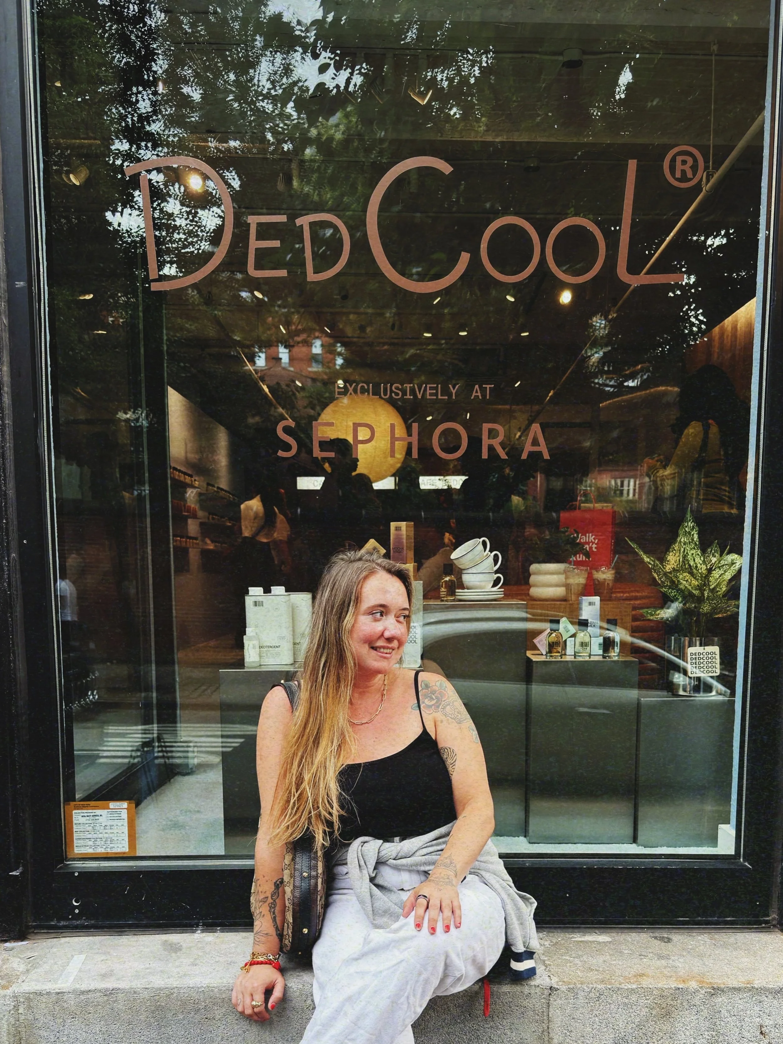 Mocha magic in SoHo with @dedcool ☕️ #newyorkcity #beauty #wellnessblogger #stylediary
