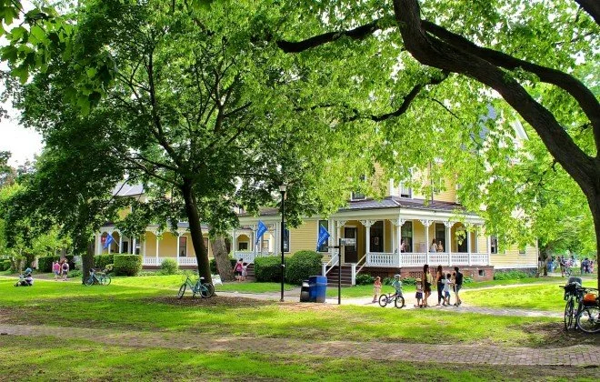 Gov Island Nolan Park.jpg