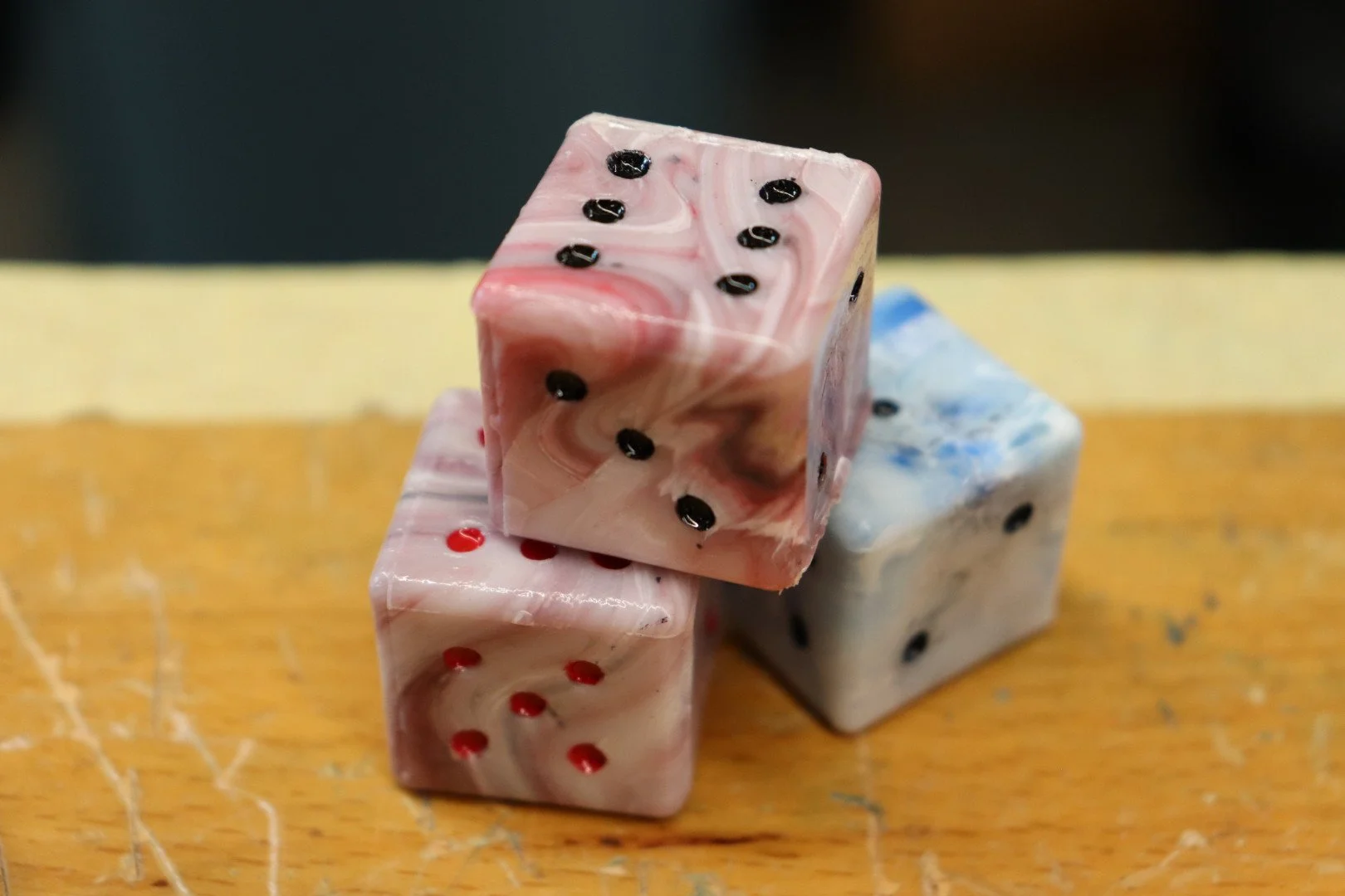 Dice ( 2025, HDPE, PP )