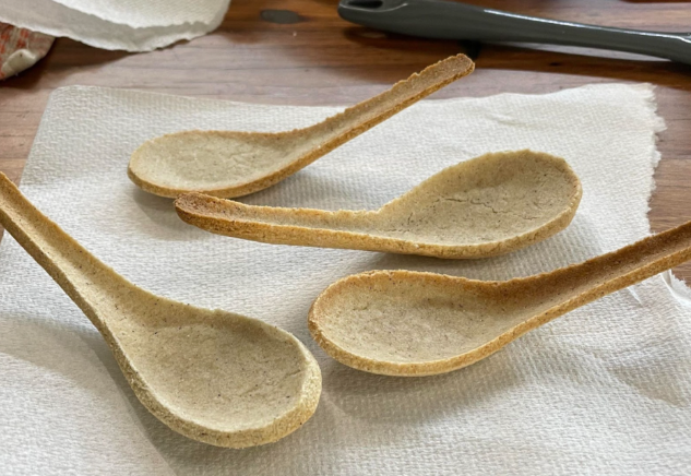  Edible Cutlery  
The aim of this project is to create an edible, usable, and pleasant tasting spoon which can be promoted as an alternative to existing single-use plastic spoons. As part of the BP Recipe Book, it aims to promote projects that can be