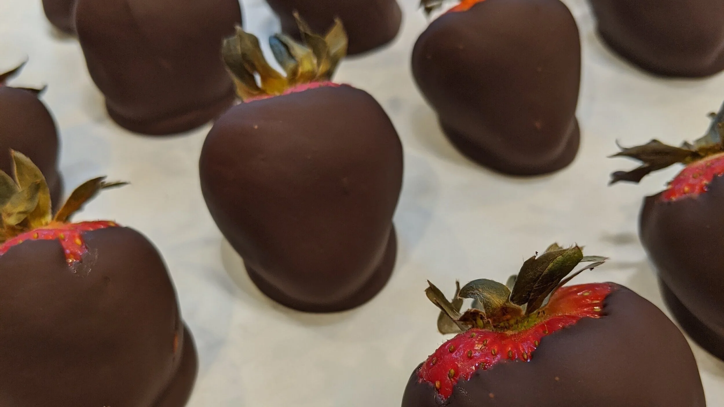 IMG_chocolate+covered+strawberries.jpg