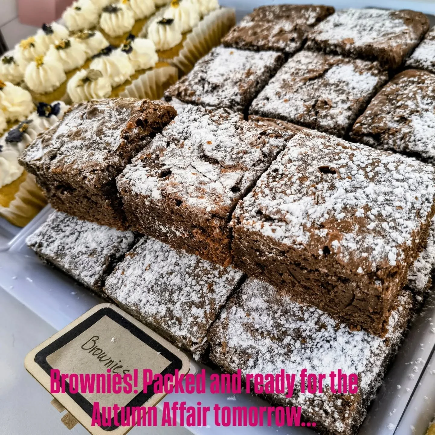 Oh my gosh, today was craZy! 🙃
Stay tuned for story time when I've had a chance to process the chaos that was today 😆

In the meantime, will we see you tomorrow?! Find us at @trevallan for their beautifully curated Autumn Affair (Garden Party!) fro