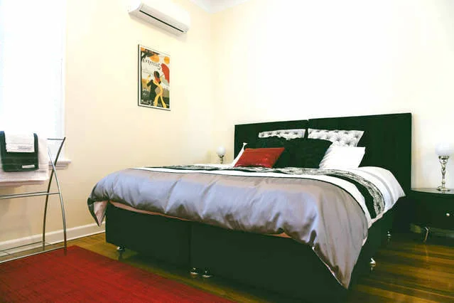 King/twin bedroom