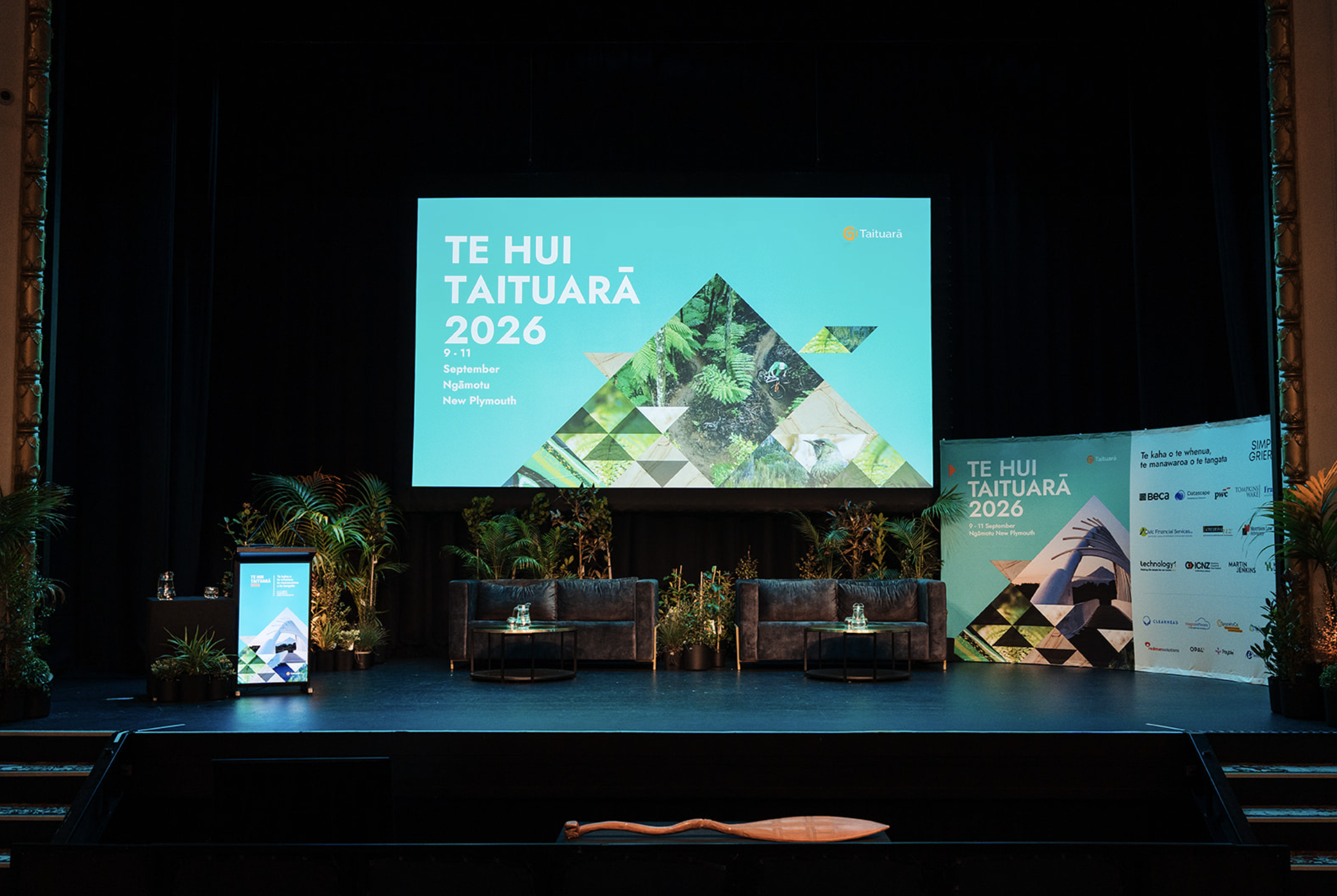 HUI MAUNGA GRAPHICS TAITUARĀ 2026