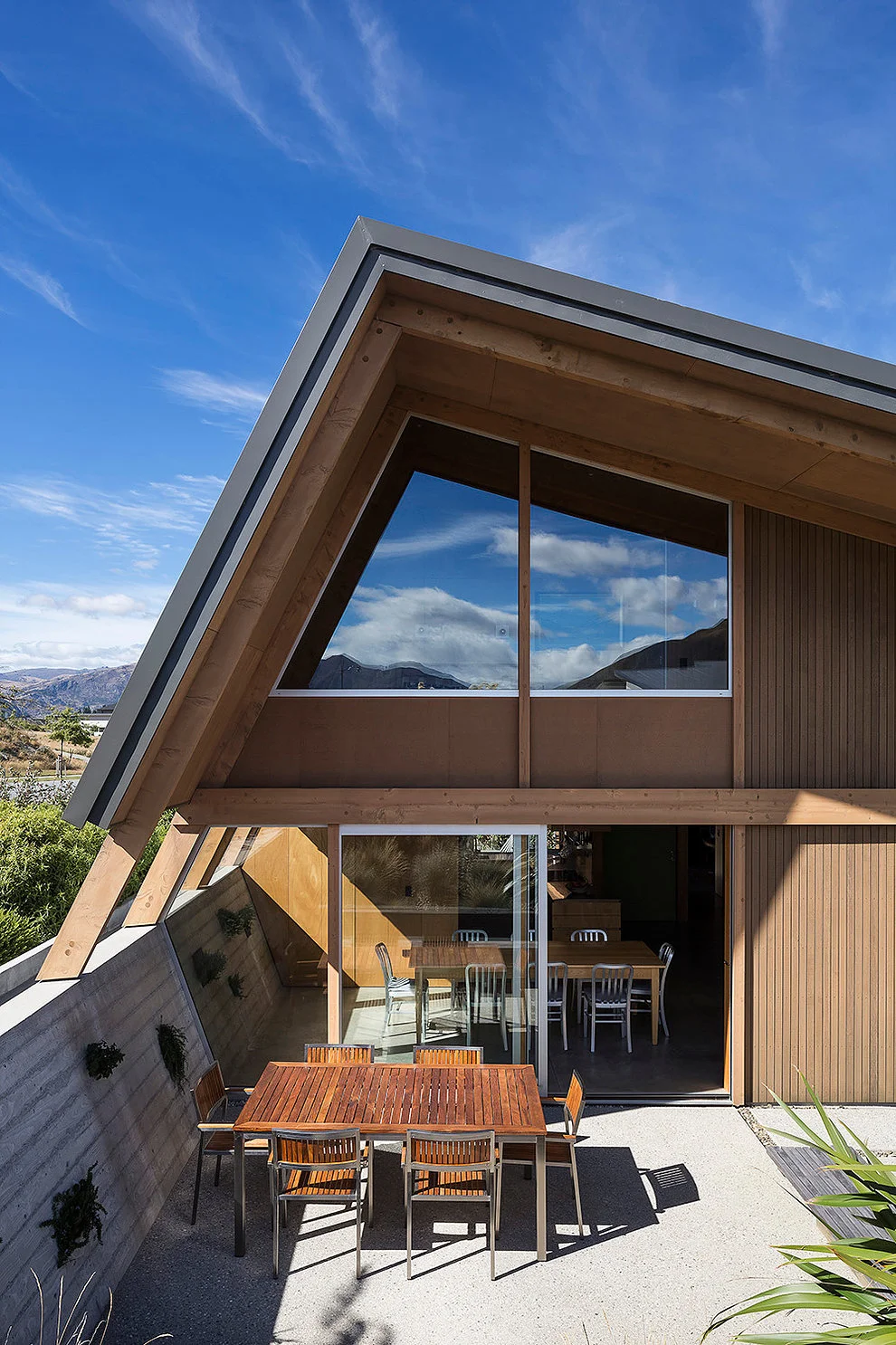 NZIA New Zealand Award- Wanaka House