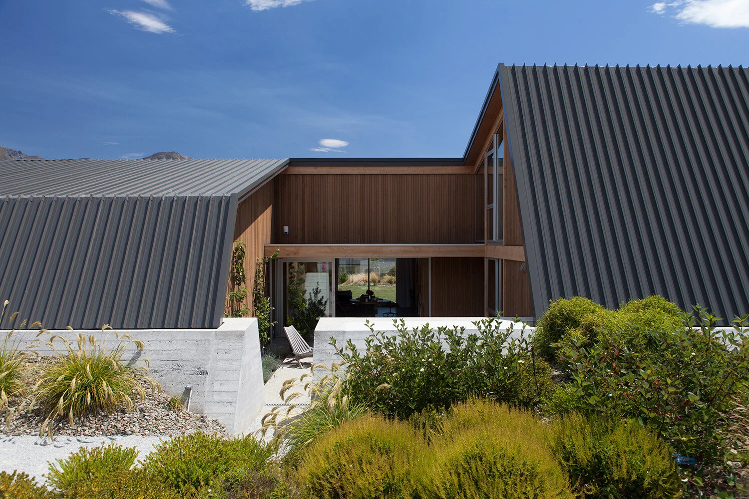 Wanaka House_from Infinity Drive_1 of 6.jpg