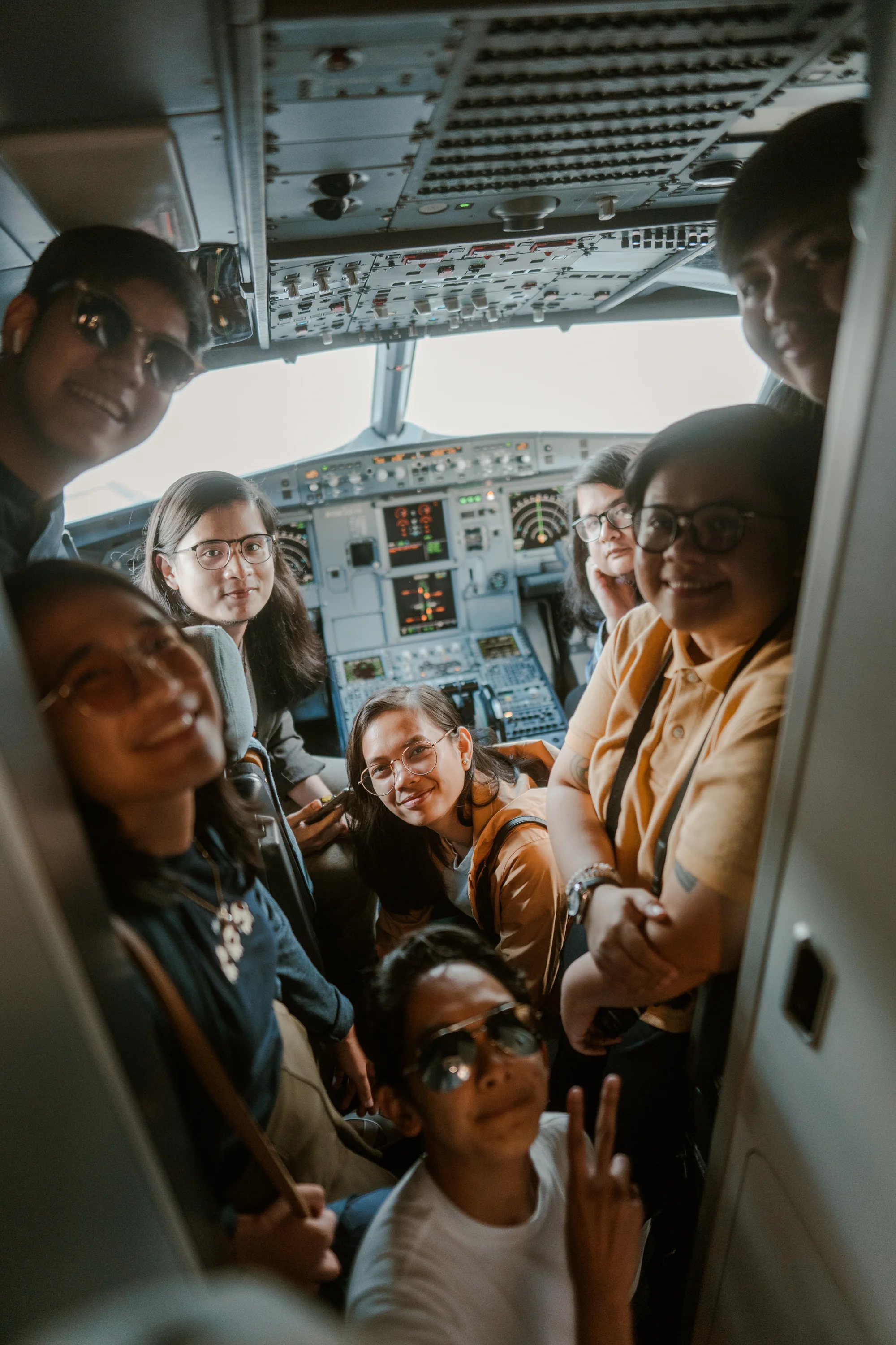  Ben &amp; Ben. Legazpi, 2019. 