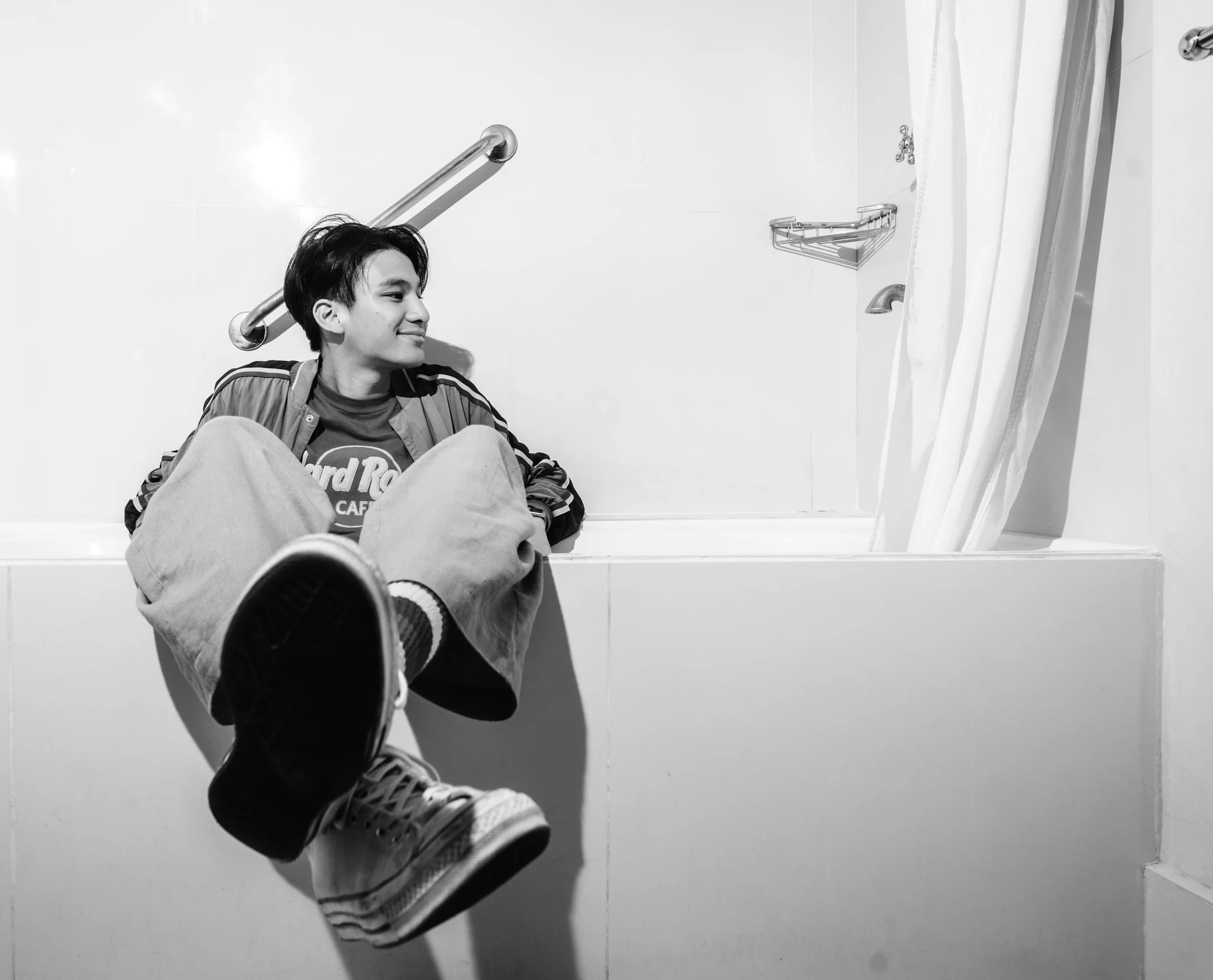  Phum Viphurit for Bandwagon Philippines. Manila, 2019. 
