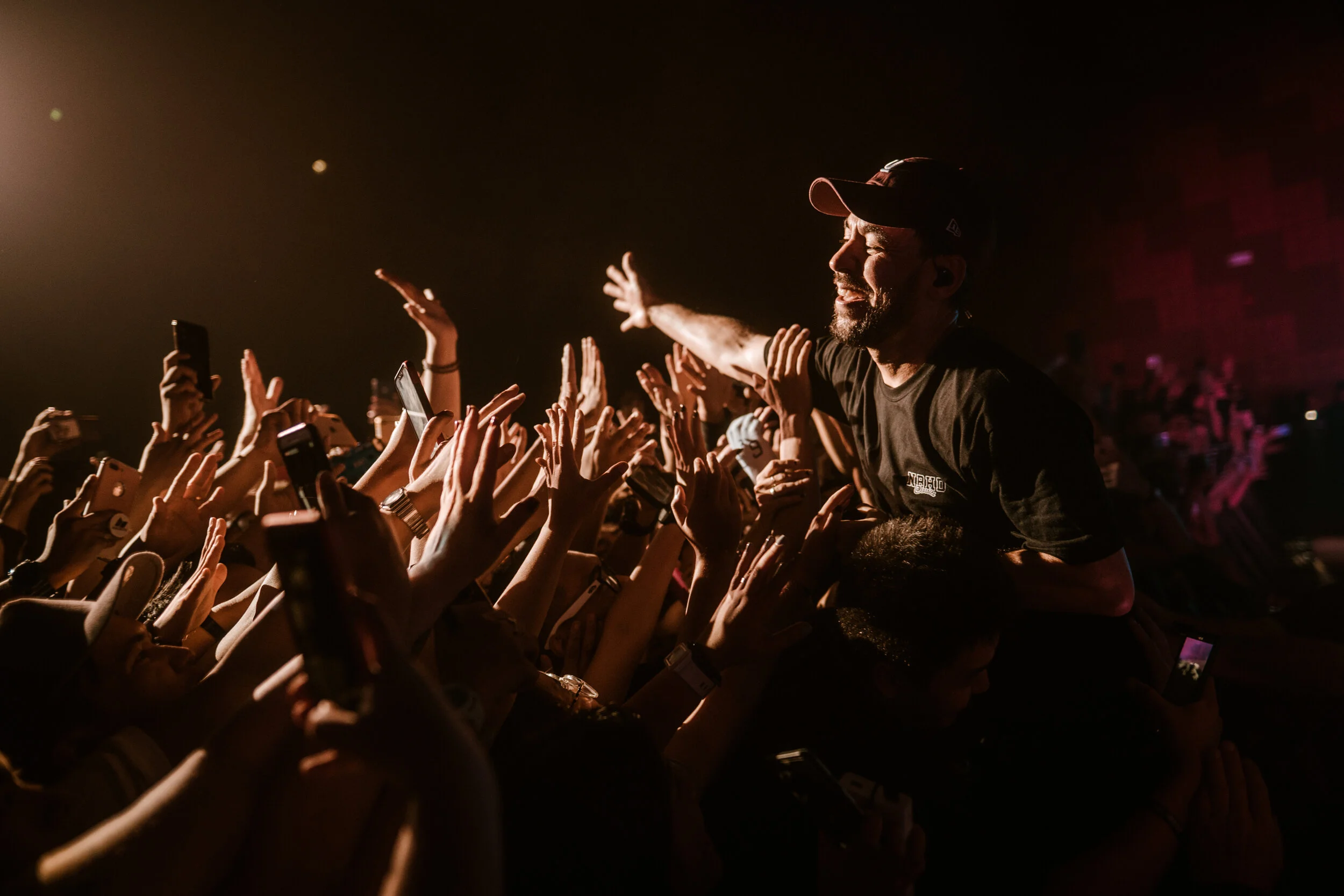 Mike Shinoda in Manila (6 September 2019) by Iya Forbes-730268.jpg